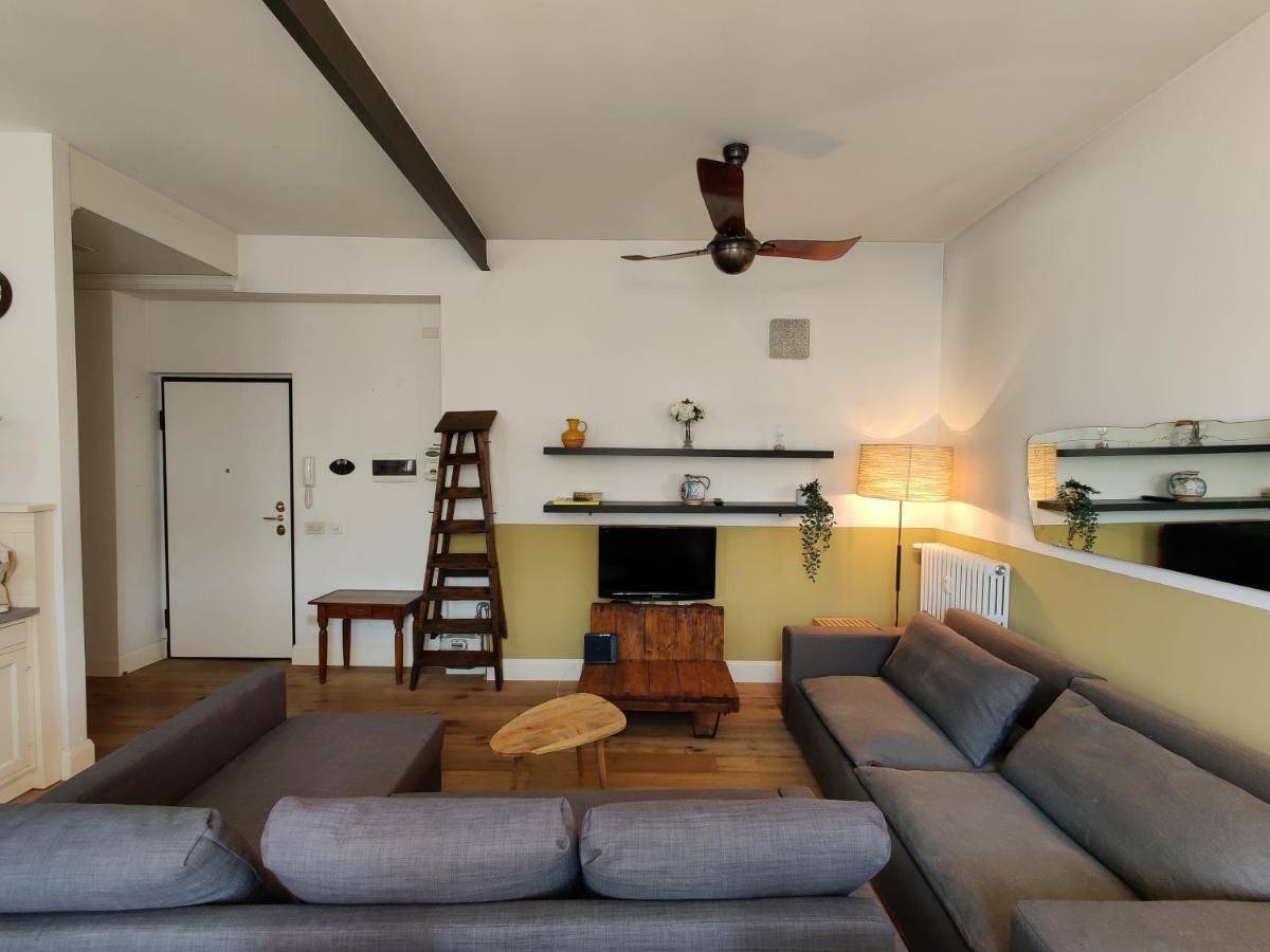 Elegante Trilocale A Milano Leilighet Eksteriør bilde