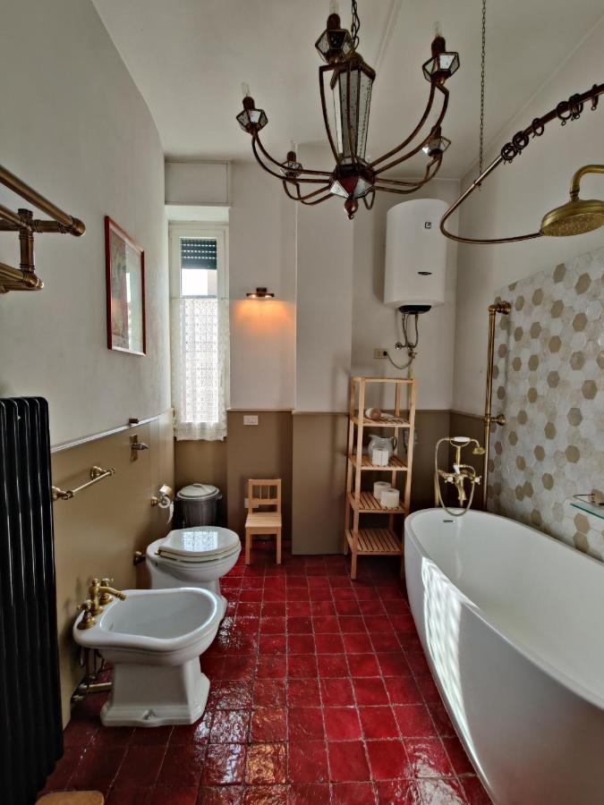 Elegante Trilocale A Milano Leilighet Eksteriør bilde
