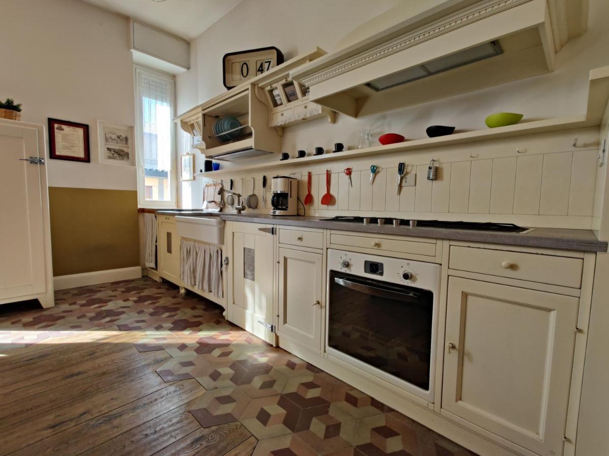 Elegante Trilocale A Milano Leilighet Eksteriør bilde