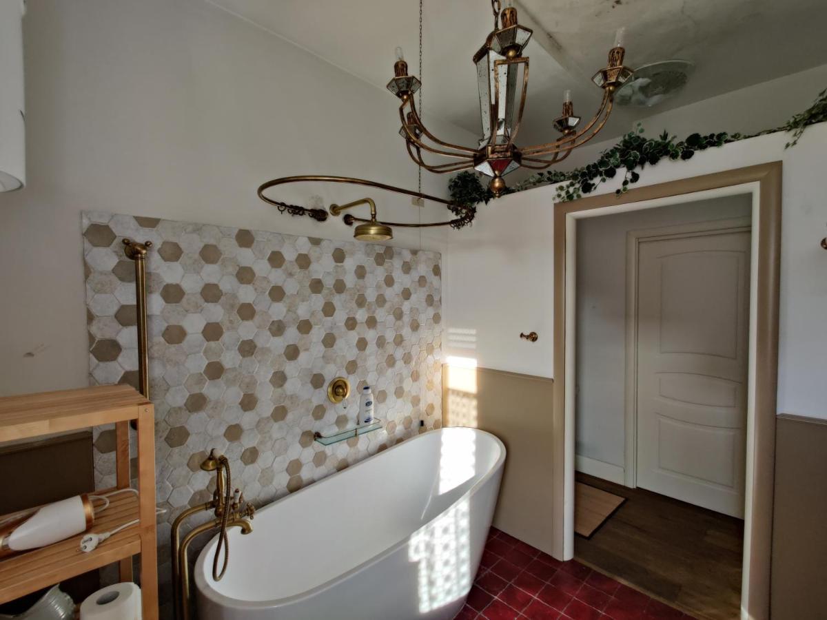 Elegante Trilocale A Milano Leilighet Eksteriør bilde